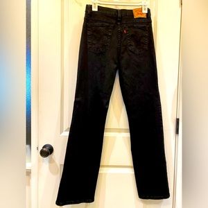 Levi’s 512 “Perfectly Slimming” Black high waist straight women’s Jeans- 10 Med